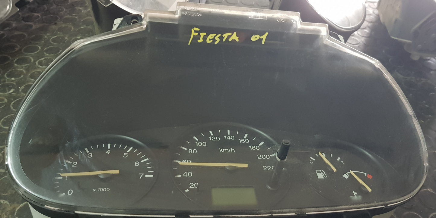 Quadro strumenti / Contachilometri Ford Fiesta anno 2001