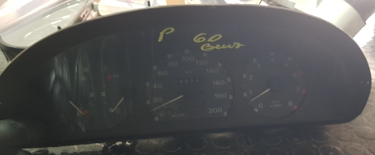 Quadro strumenti / Contachilometri Fiat Punto 60 1^ serie