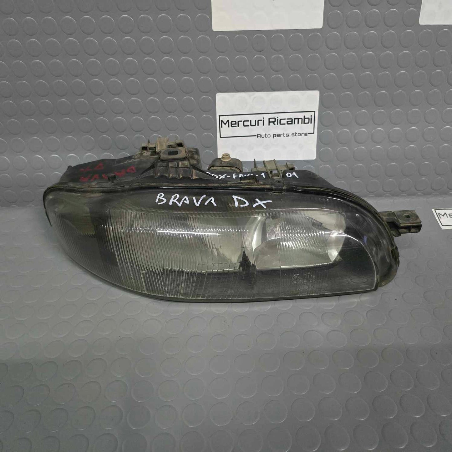 Faro destro Fiat Brava