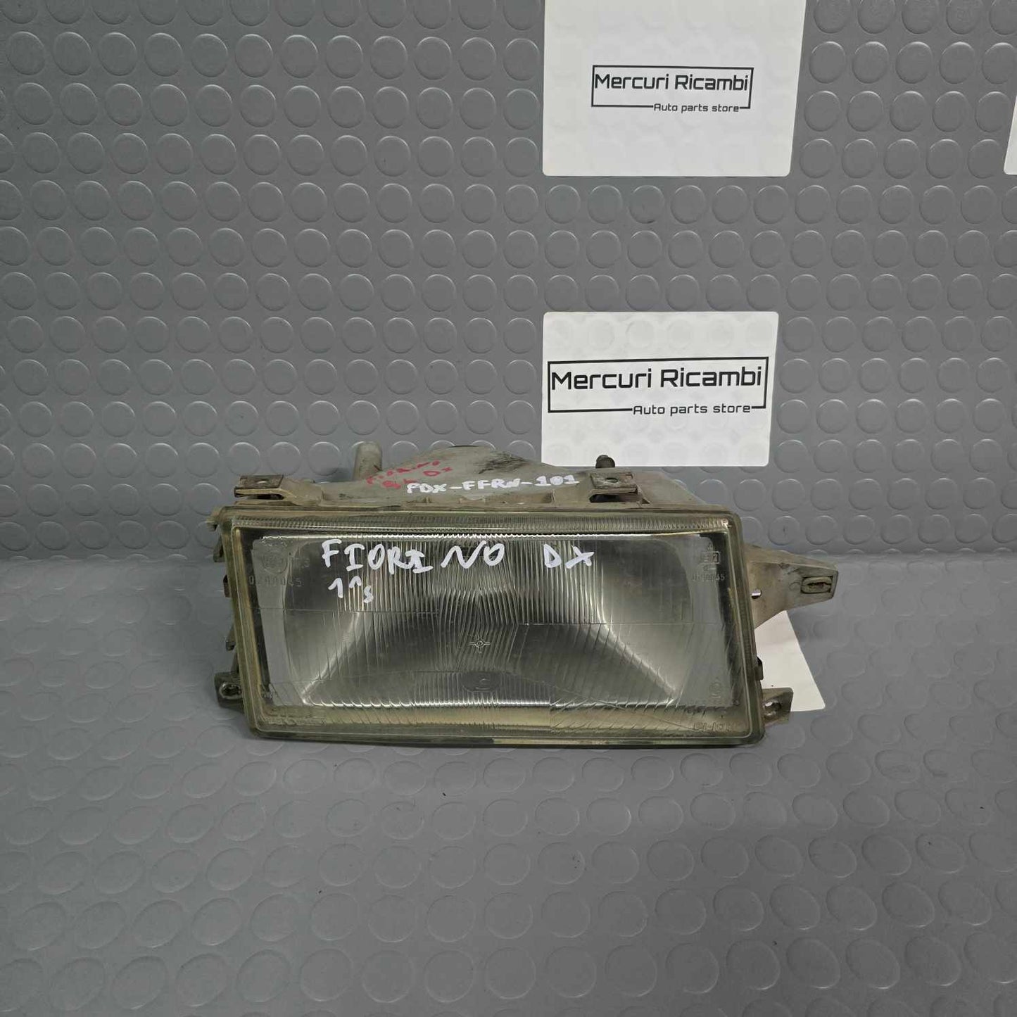 Faro destro Fiat Fiorino 1^serie