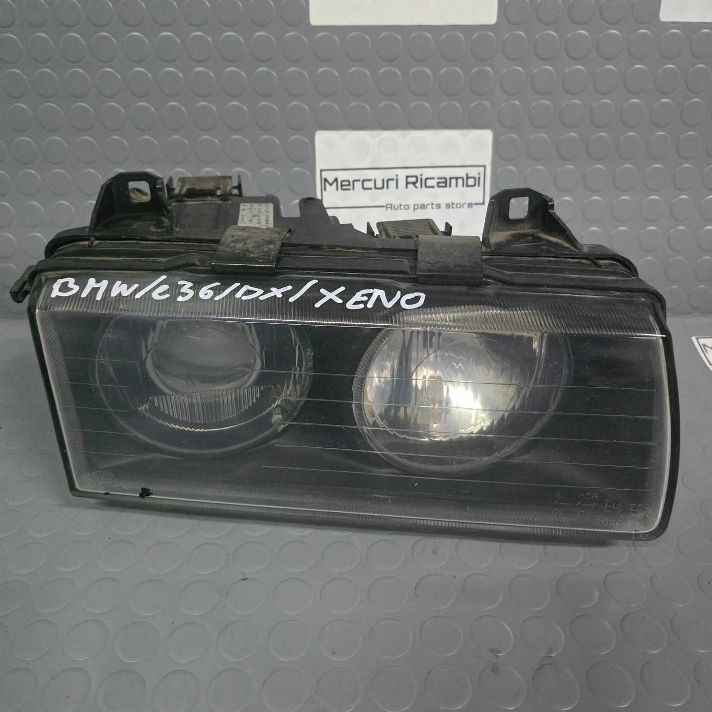 Proiettore destro Bmw e36 Xeno