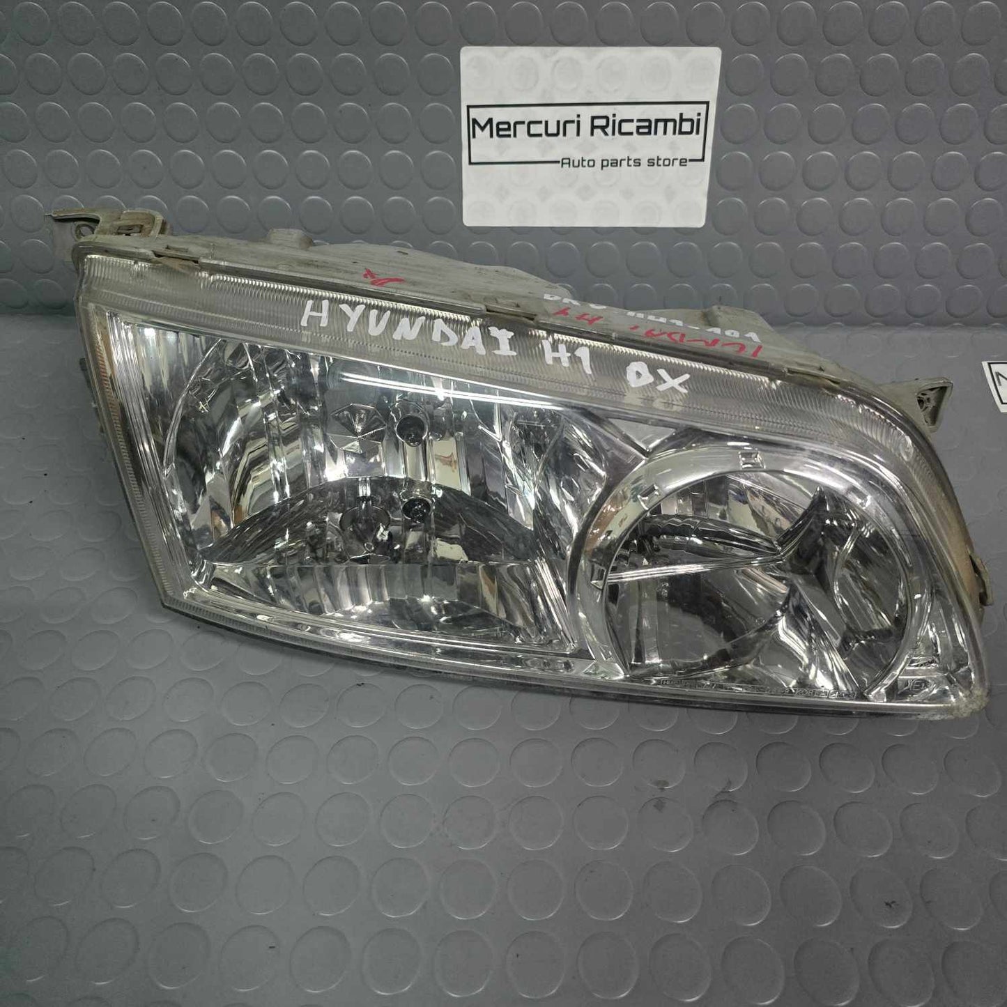 Proiettore destro Hyundai H1