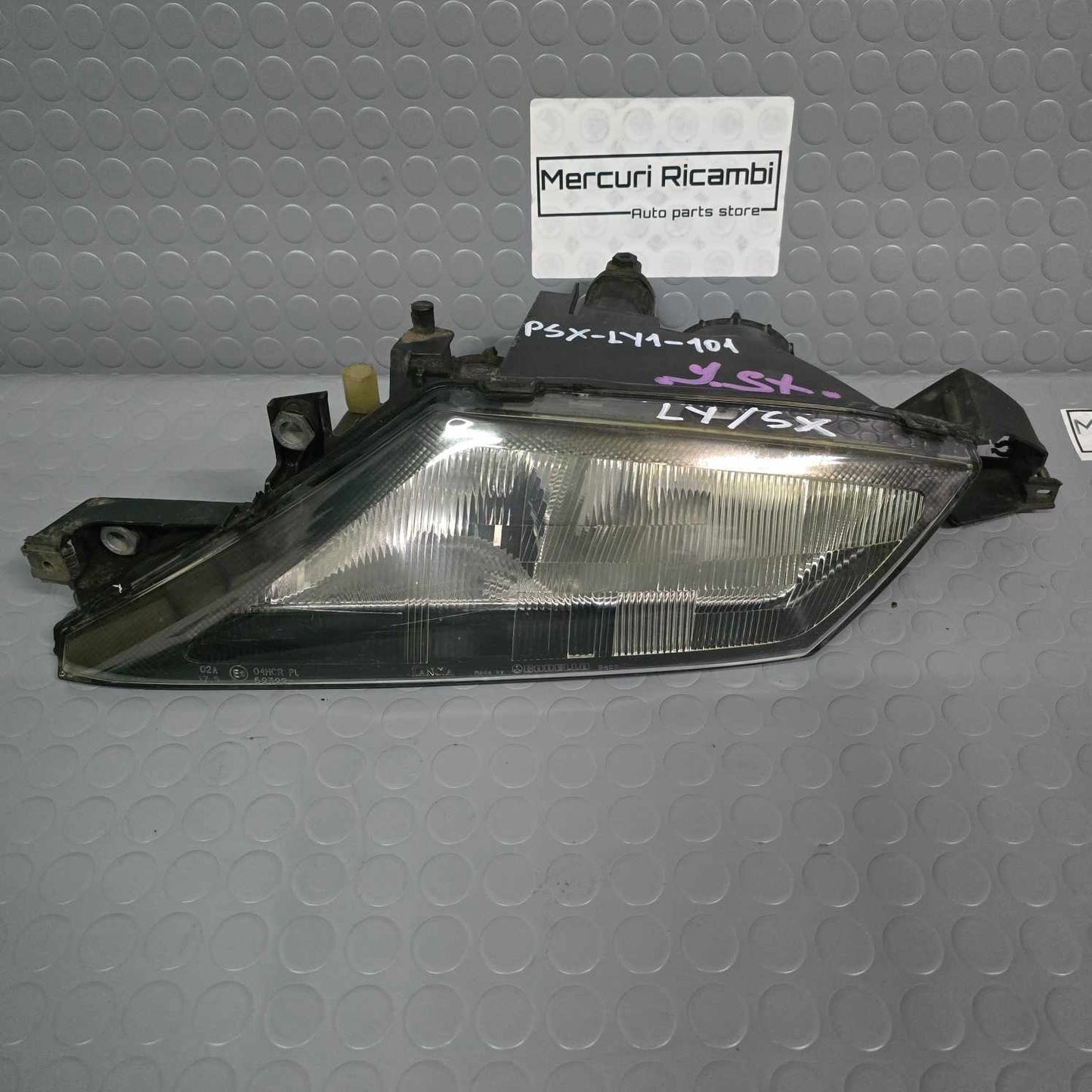 Proiettore sinistro Lancia Y 1^ serie