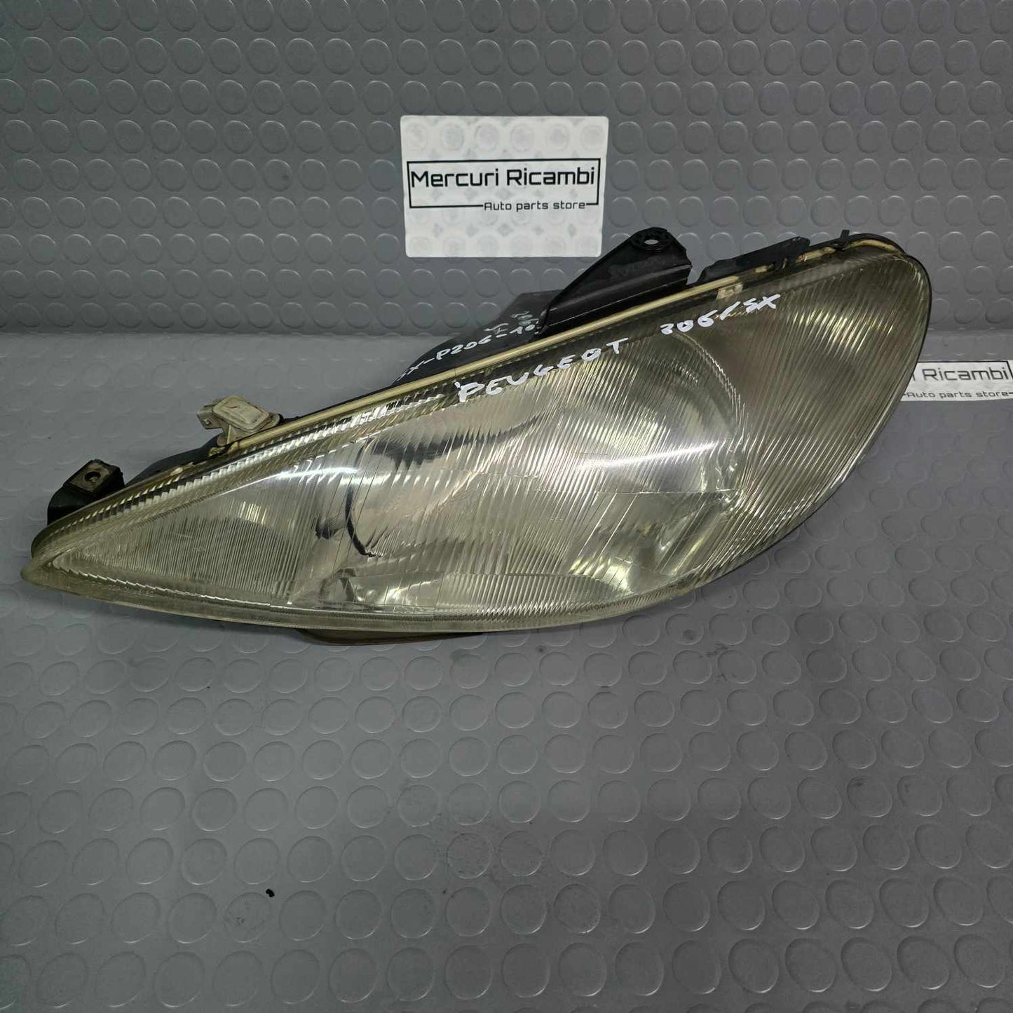 Proiettore sinistro Peugeot 206 1^ serie
