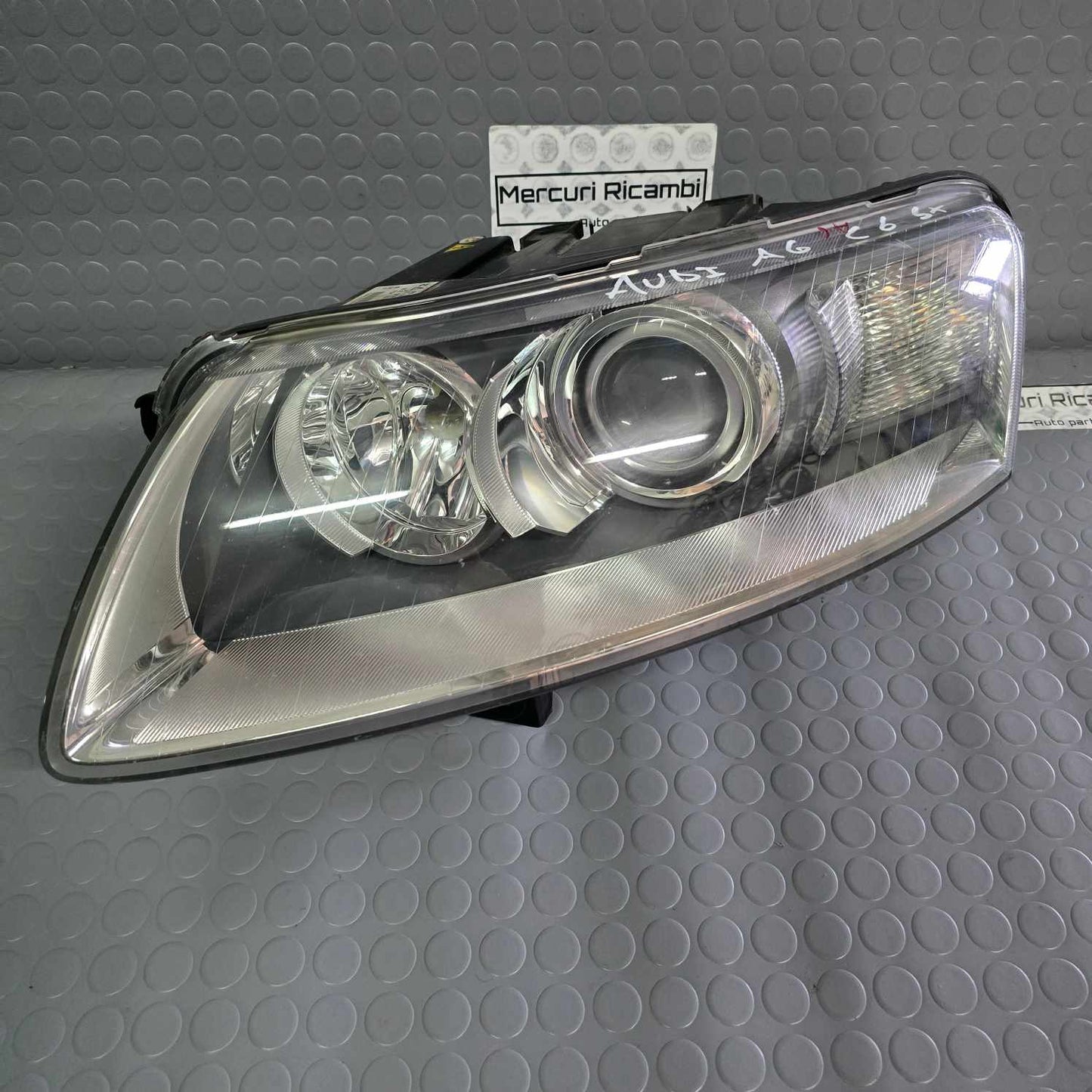 Proiettore sinistro Audi A6 c6 Xeno