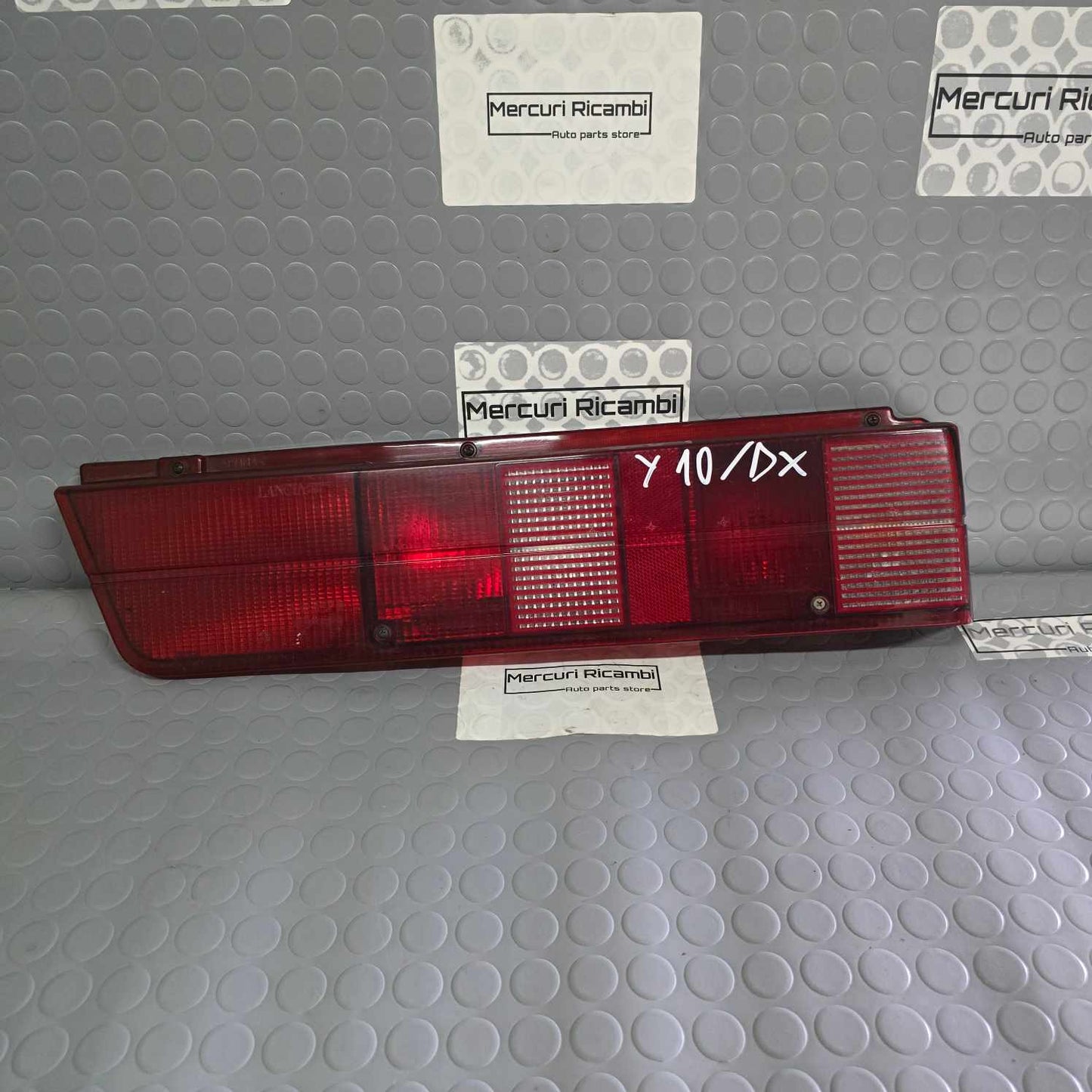 Fanale posteriore destro Lancia Y 10