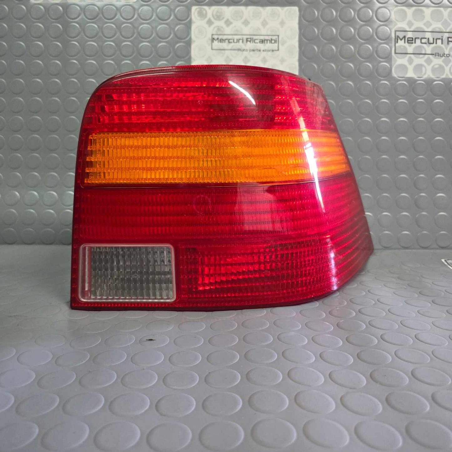 Fanale posteriore destro Volkswagen Golf 4 / IV