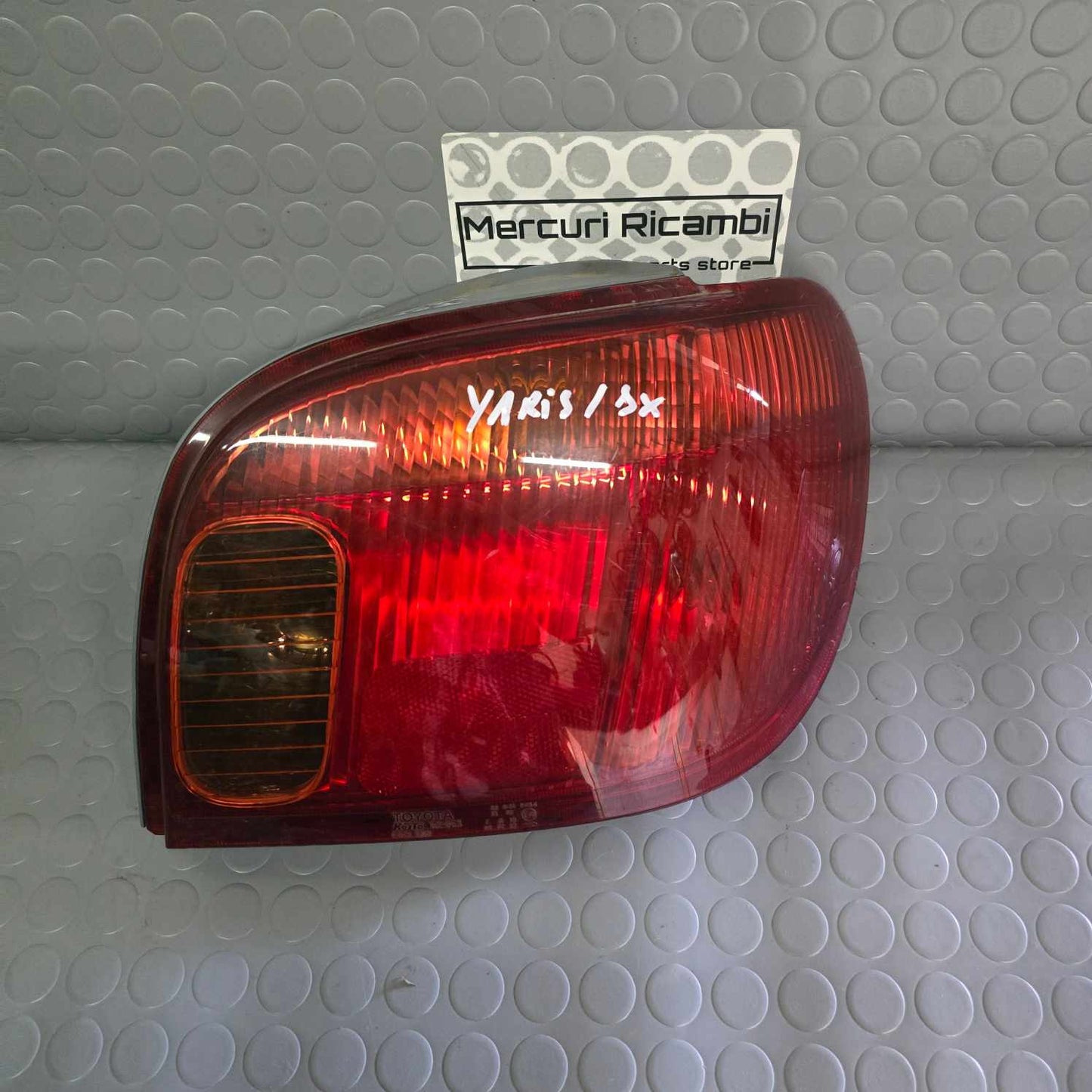 Fanale posteriore destro Toyota Yaris 1^ serie