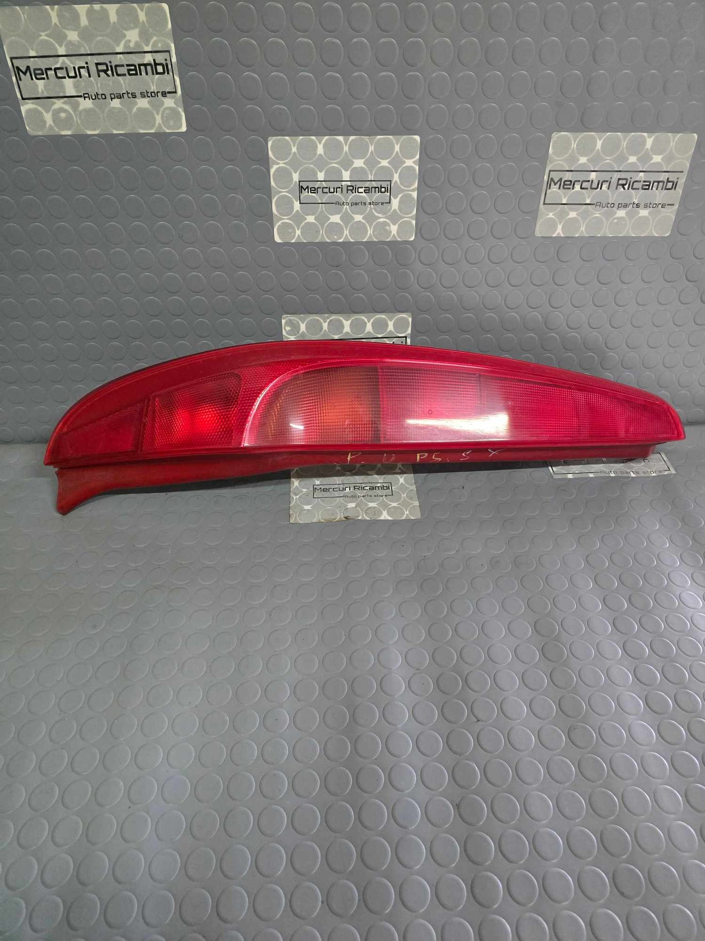 Fanale posteriore sinistro Fiat Punto 2^/ 3^ serie 5 porte