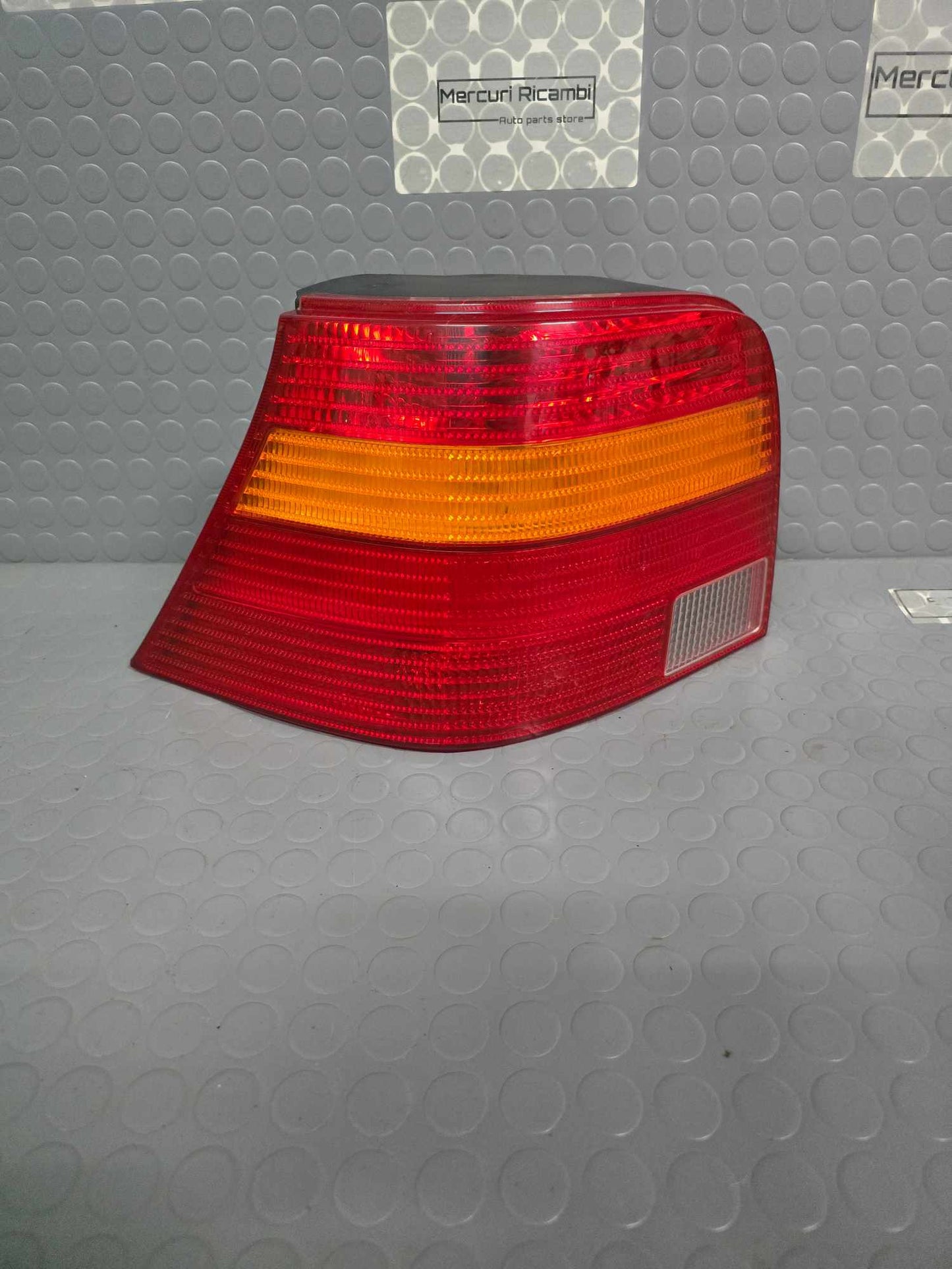 Fanale posteriore sinistro Volkswagen Golf IV (4) - arancione