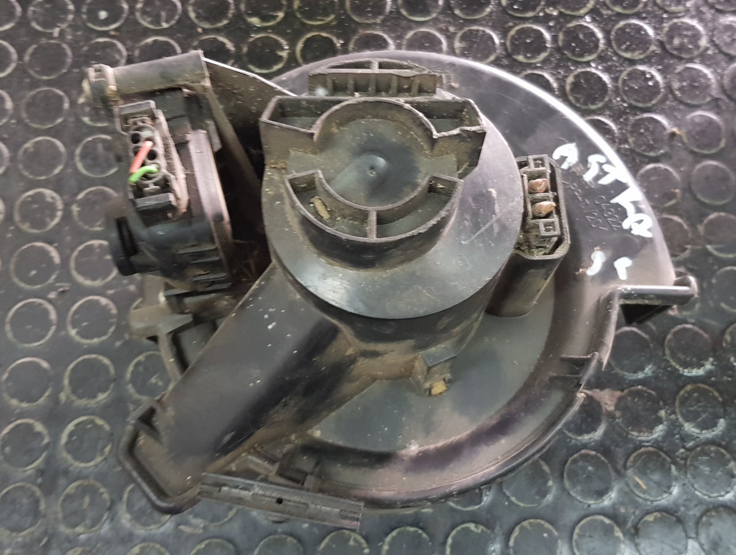 Ventola riscaldamento abitacolo Opel Astra anno 1999