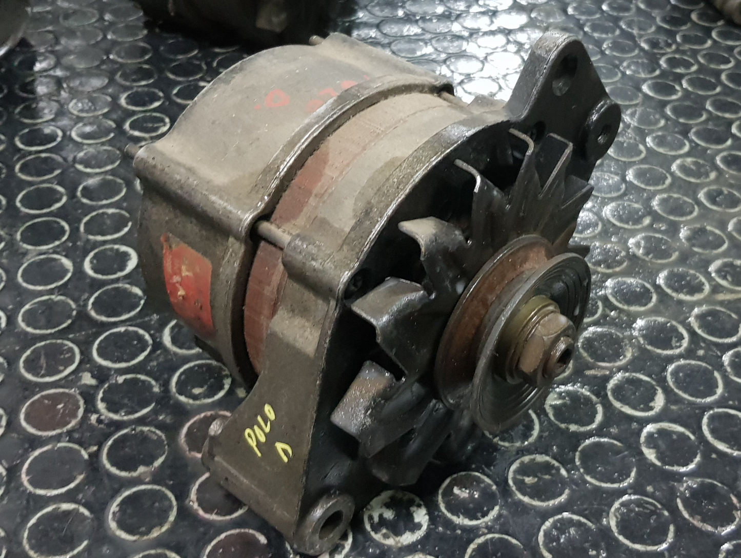 Alternatore Volkswagen Polo (86C 80) 1.4 D 1986 -1990