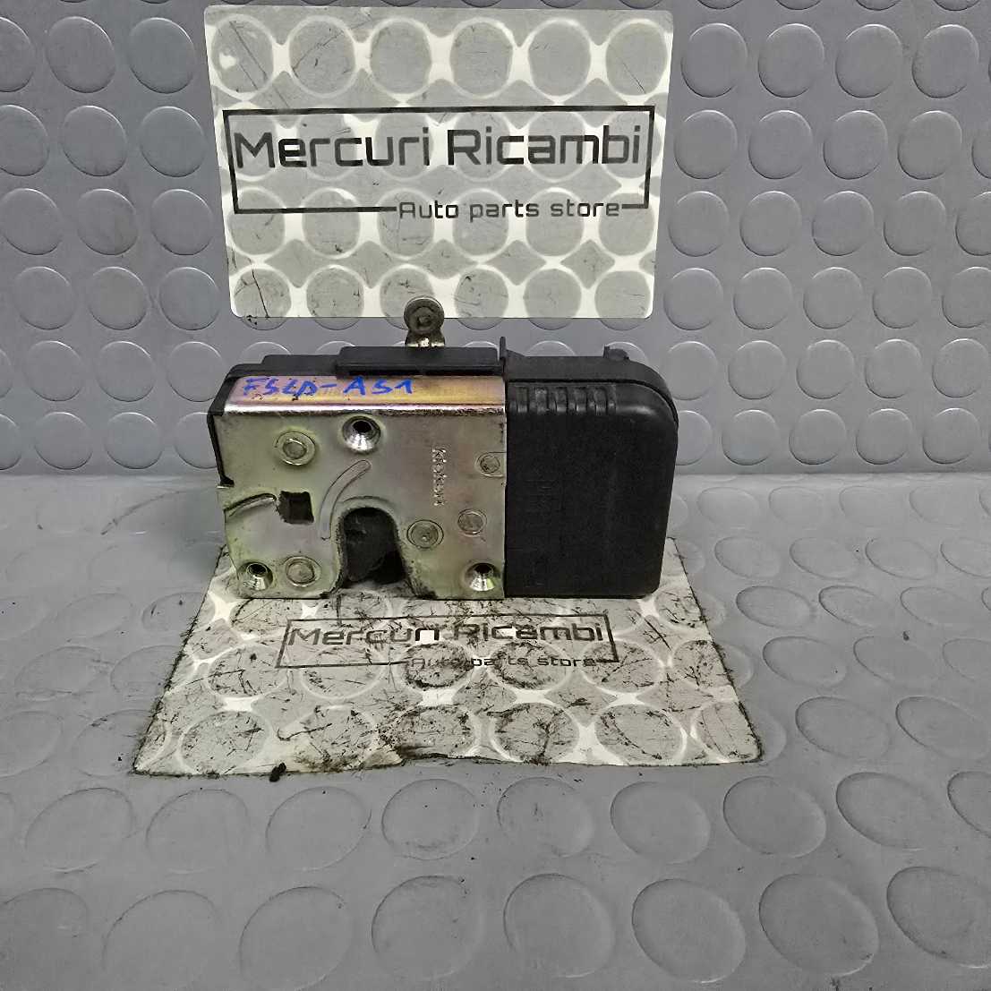 Serratura anteriore sinistra Fiat scudo 1^ serie