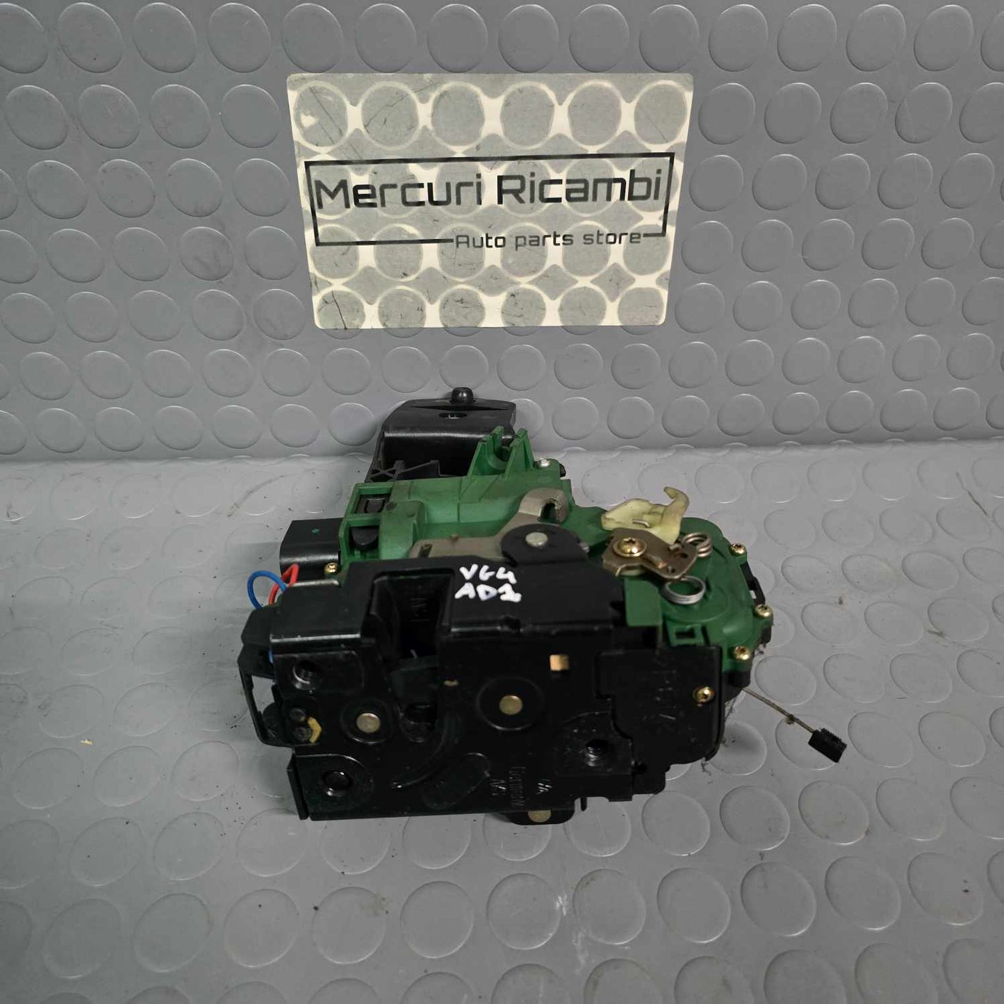 Serratura anteriore destra Volkswagen Golf IV 4^ serie