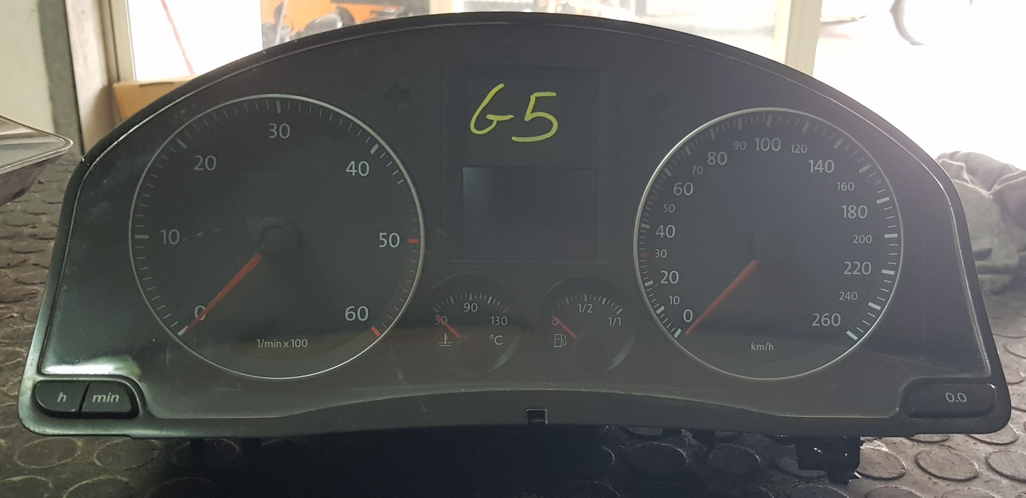 Quadro strumenti / Contachilometri Volkswagen Golf V (5)