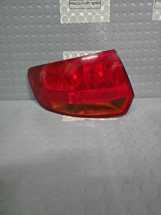 Fanale posteriore sinistro Audi A3 8P  - carrozzeria
