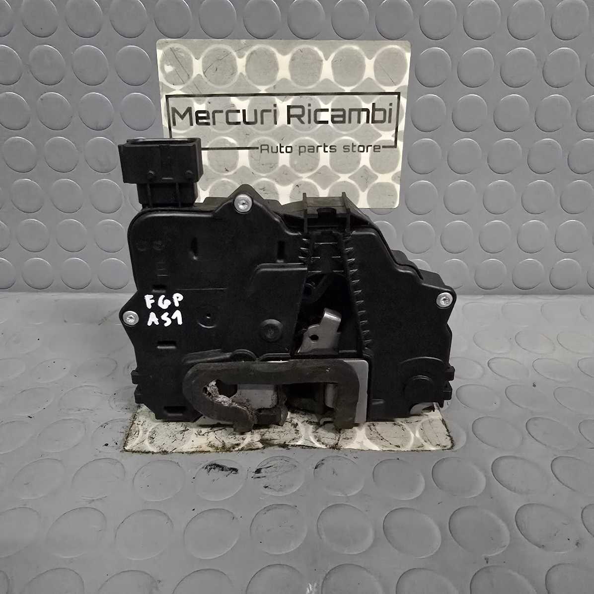 Serratura anteriore sinistra Fiat Grande Punto 1^ serie