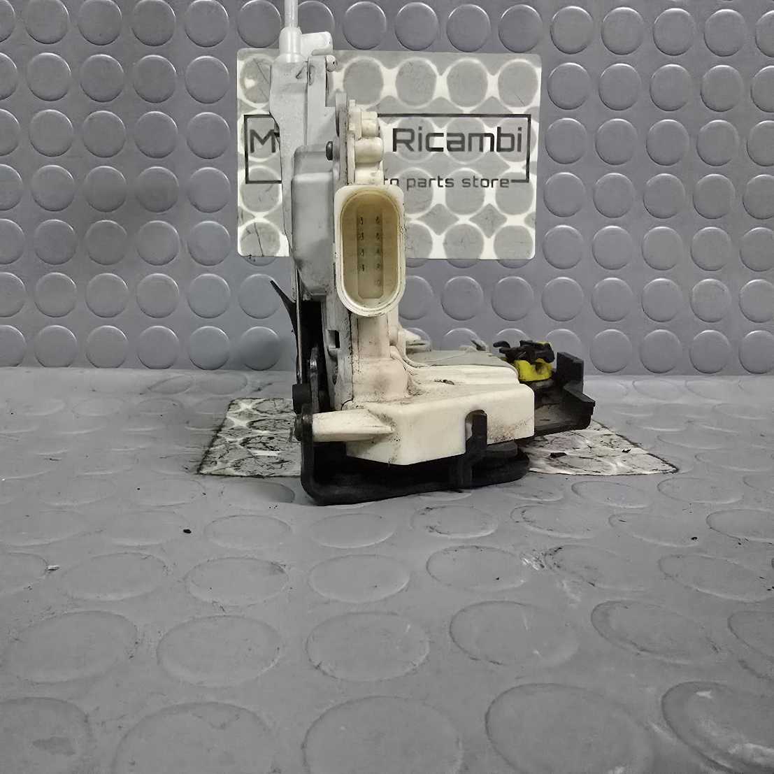 Serratura anteriore sinistra Audi A3 8P 2^ serie