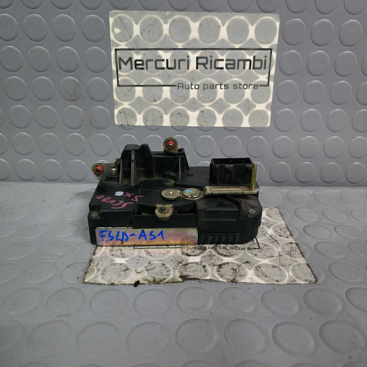 Serratura anteriore sinistra Fiat scudo 1^ serie