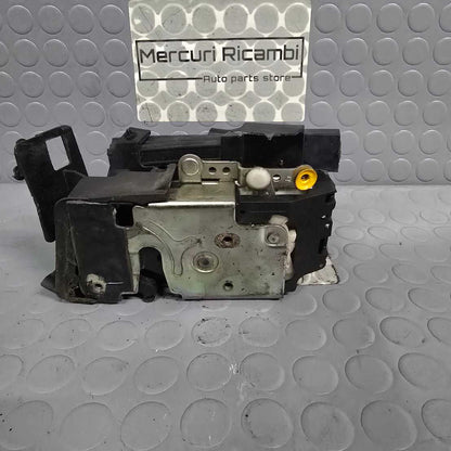 Serratura anteriore sinistra Ford Fiesta 6^ serie