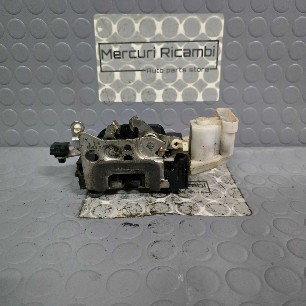 Serratura anteriore sinistra Lancia Lybra 1^ serie