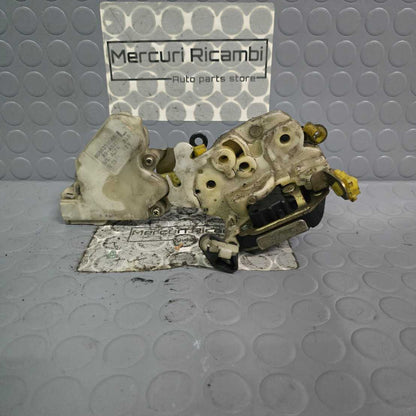 Serratura anteriore sinistra Nissan Micra 1^ serie