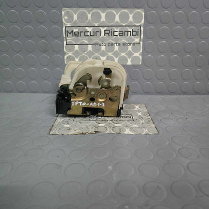 Serratura anteriore destra Fiat Punto 1^ serie