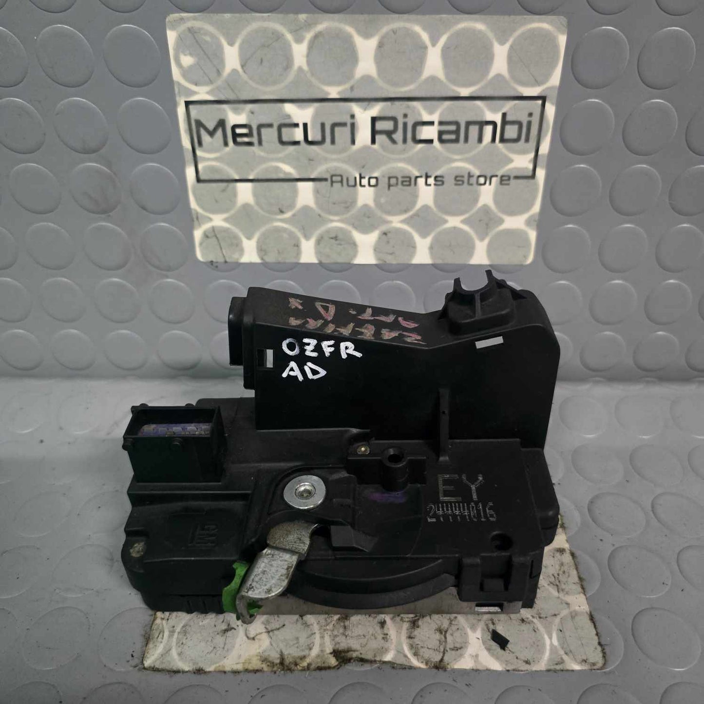 Serratura anteriore destra Opel Zafira