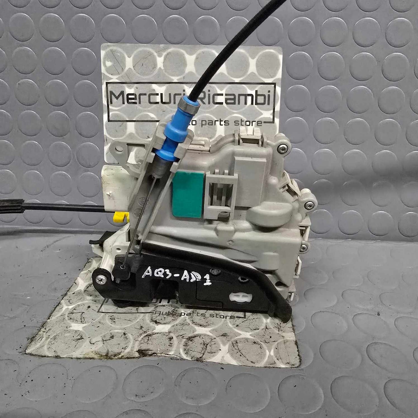 Serratura anteriore destra Audi Q3